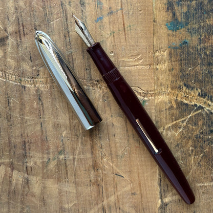 Eversharp Symphony Fountain Pen- Loewy Design "Slipper" Cap