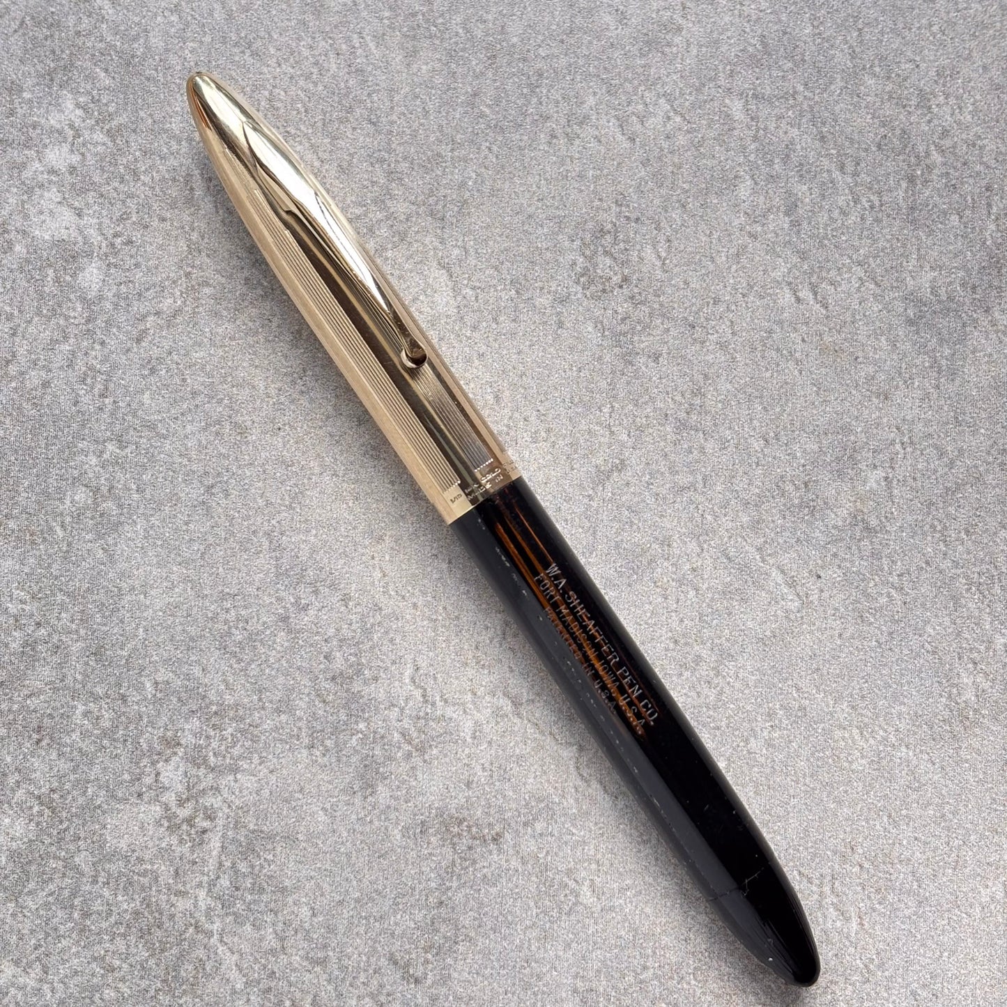 Sheaffer Crest Deluxe 1500 Fountain Pen, Black
