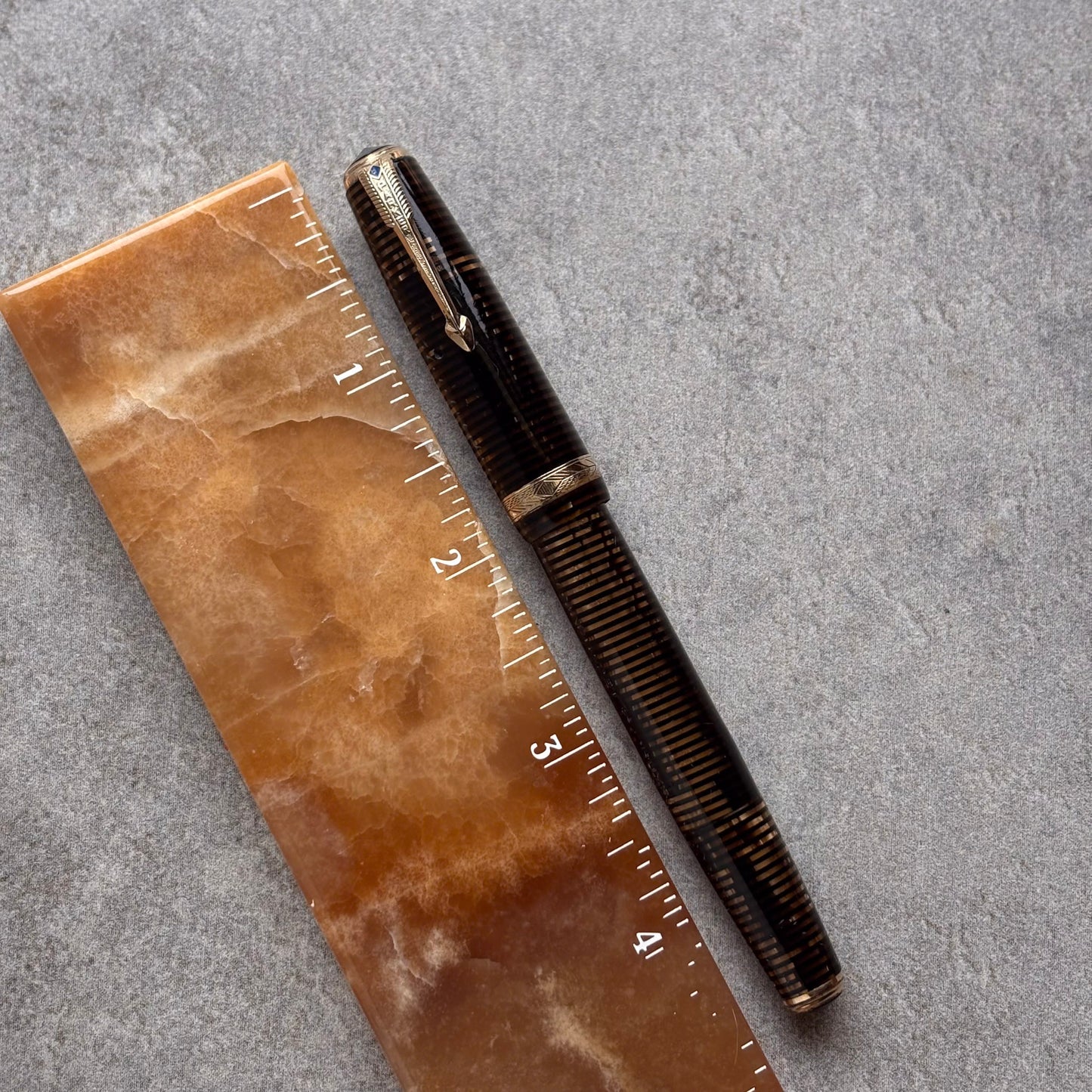 Parker Vacuumatic Debutant, Golden Pearl