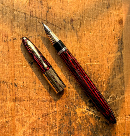 Sheaffer Triumph Vac-fil, Carmine Red, Extra-wide cap Band