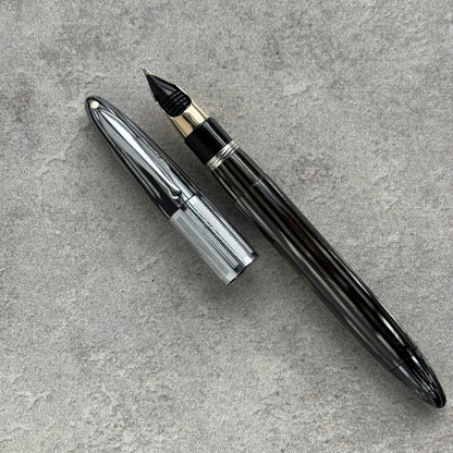 Sheaffer Triumph Fountain Pen, Gray Pearl