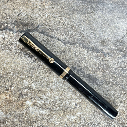 Sheaffer Flat Top JR, Black with Gold Filled Trim. Medium 14K Lifetime nib.  Ozark Pen Shop   