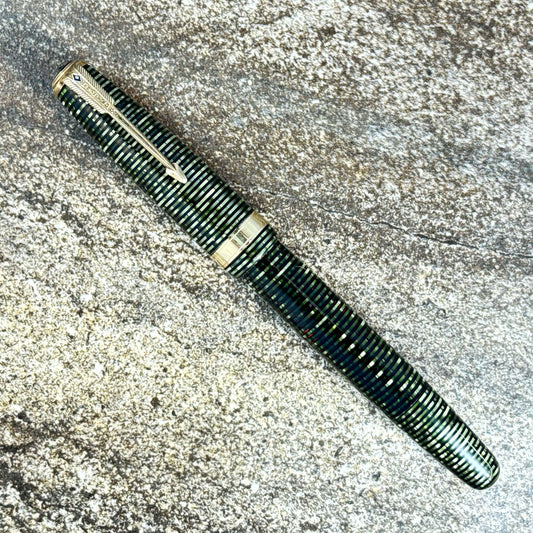 Parker Vacumatic DeButante, Emerald Green Pearl, Blue Diamond Split Arrow Clip, 14K Medium Parker Nib  Ozark Pen Shop   