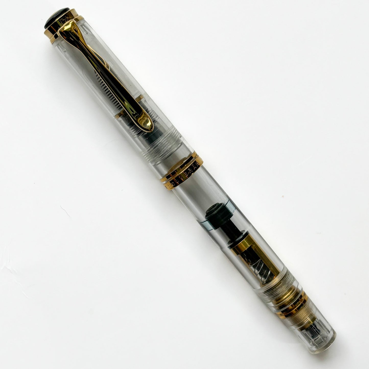 Pelikan M800 Demonstrator, Clear Cap and Barrel, Gold-plated Trim