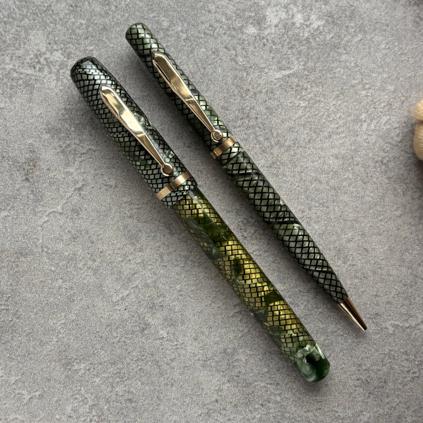 Sheaffer WASP Vacuum-fil, Fountain Pen Set; Green Snakeskin