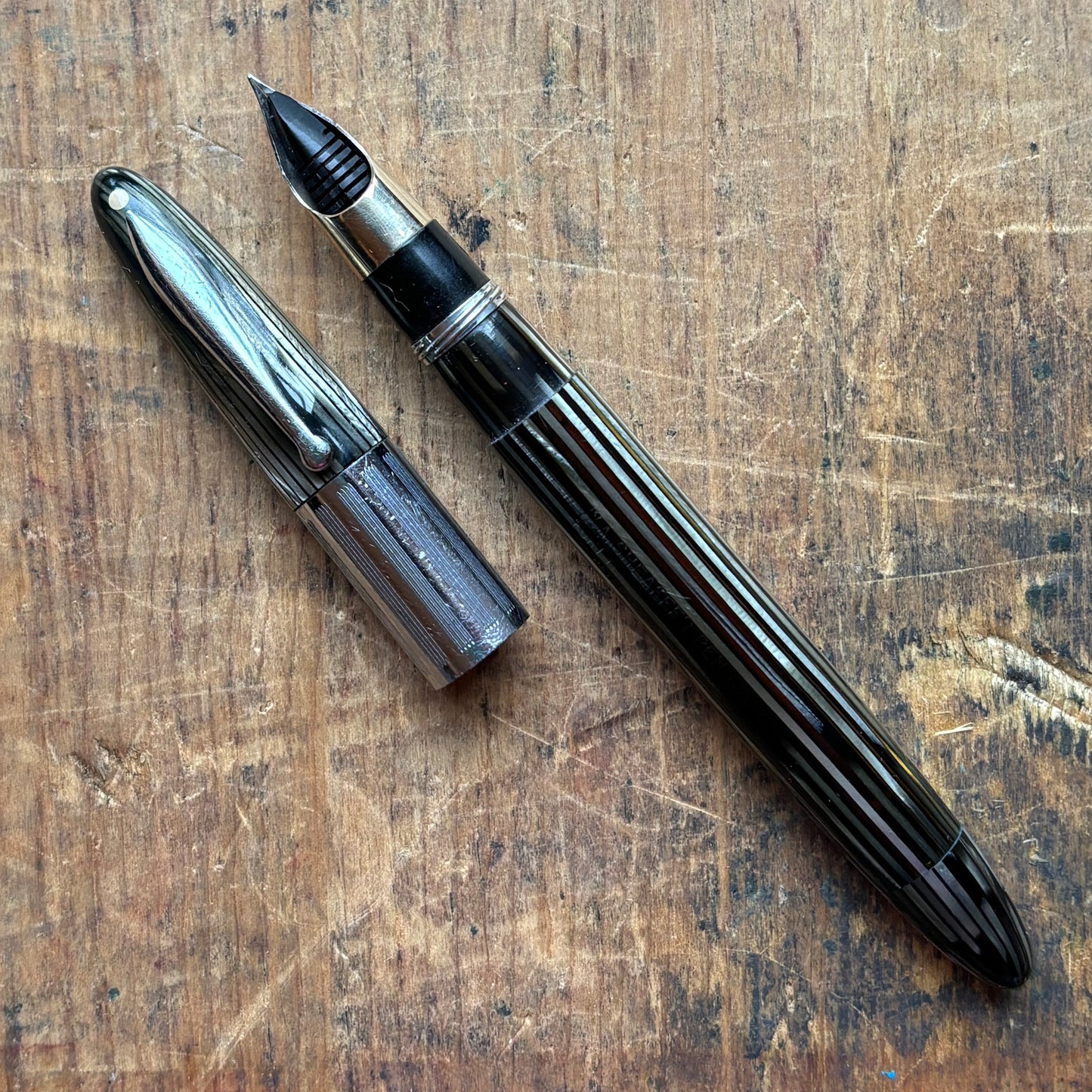 Sheaffer Triumph Vac-fil, Pearl Gray with Extra Wide Chrome Cap Band