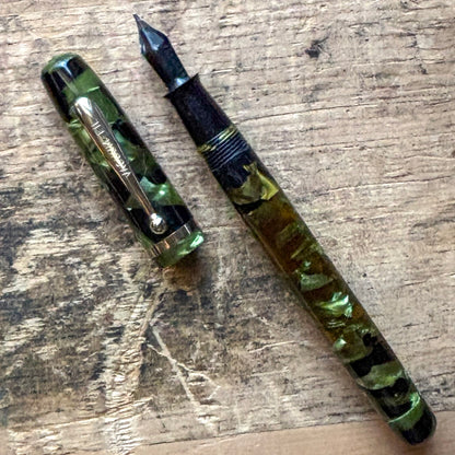 Vacuum-Fil Fountain Pen (Sheaffer Sub Brand), Marine Green