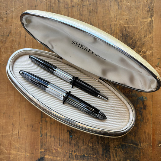 Sheaffer Tuckaway Pen/Pencil Set, Gray Pearl