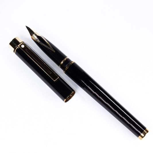 Sheaffer Targa Model 1022, Lacquer Black, Gold Electroplate Trim  Ozark Pen Shop   