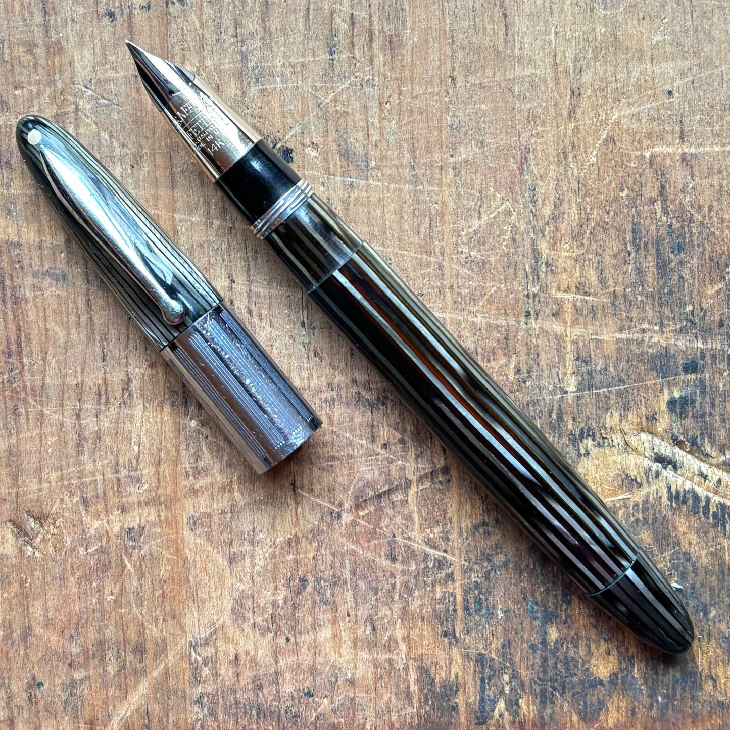 Sheaffer Triumph Vac-fil, Pearl Gray with Extra Wide Chrome Cap Band