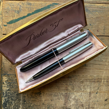 Parker 51 Aerometric Pen and Pencil Set, Lustraloy Cap with Arrow Clip, "Press 4 Times" Filler, Medium-Fine 14K gold nib