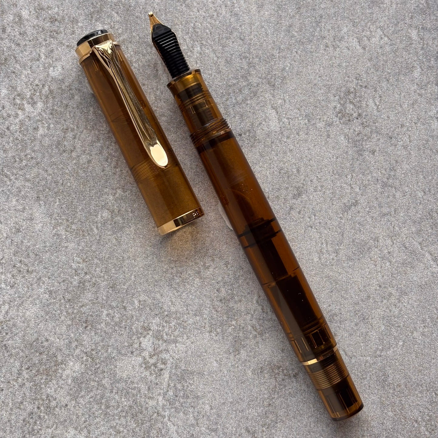 Pelikan M200 Cognac, Italic Gold Plated Nib