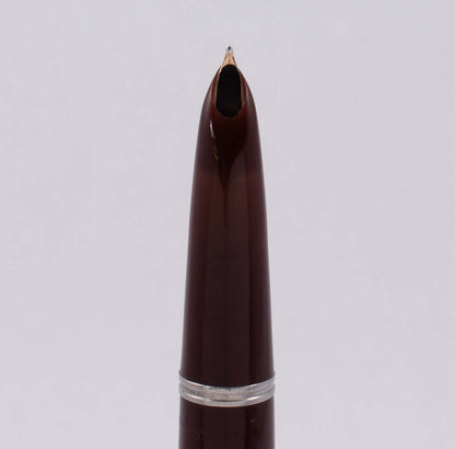 Parker 51 Demi Vacumatic, Cordovan Brown, Gold Filled Lined Cap, Fine 14K gold nib Type: Vintage Fountain Pen Product Name: Parker 51 Vacumatic Manufacture Year: 1947 Length: 4 7/8 Filling System: Vacumatic, restored with new diaphragm Color/Pattern: Cord