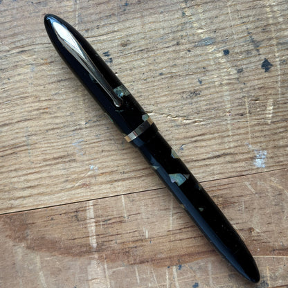 Ebonized Pearl Sheaffer Balance with Gold-filled Trim