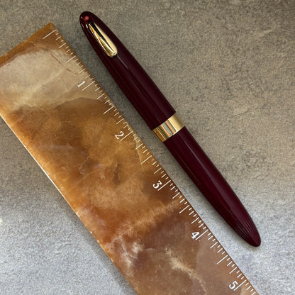 Sheaffer Tuckaway; Burgundy with Gold-filled Trim