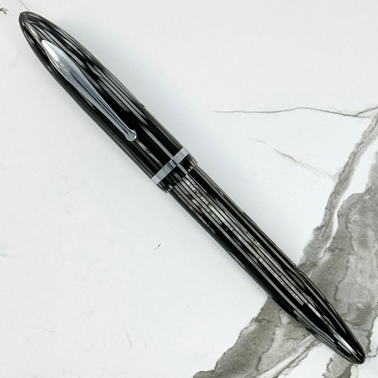 Sheaffer Balance Lever Filler, Striated Gray Pearl