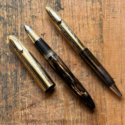 Sheaffer Tuckaway Crest Fountain Pen/Pencil Set