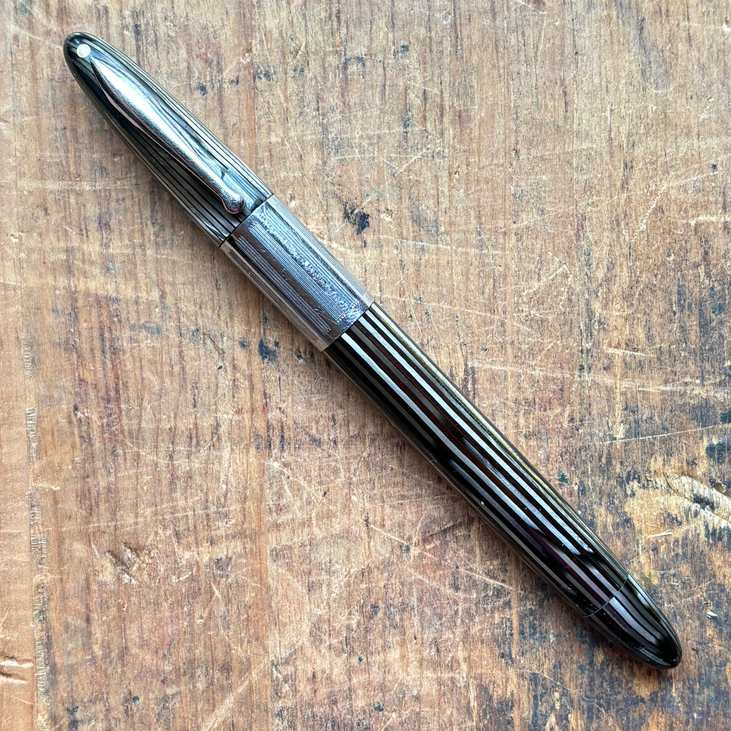 Sheaffer Triumph Vac-fil, Pearl Gray with Extra Wide Chrome Cap Band