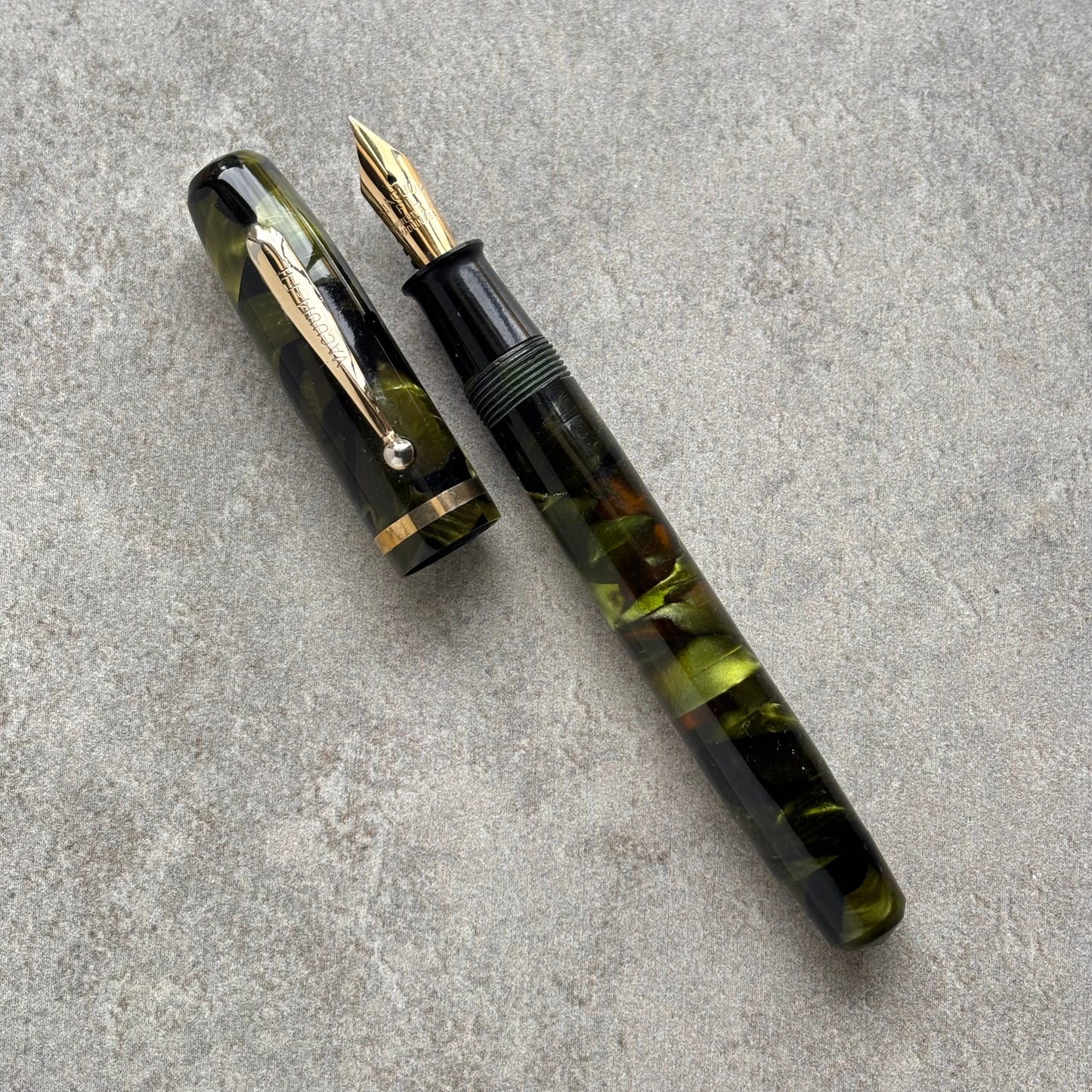 Marine Green Oversized Vacuum Fil (Sheaffer Sub Brand)