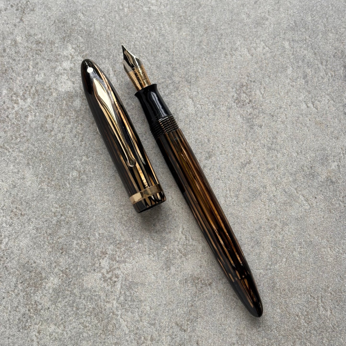 Golden Brown Sheaffer Balance Full Length Standard Girth