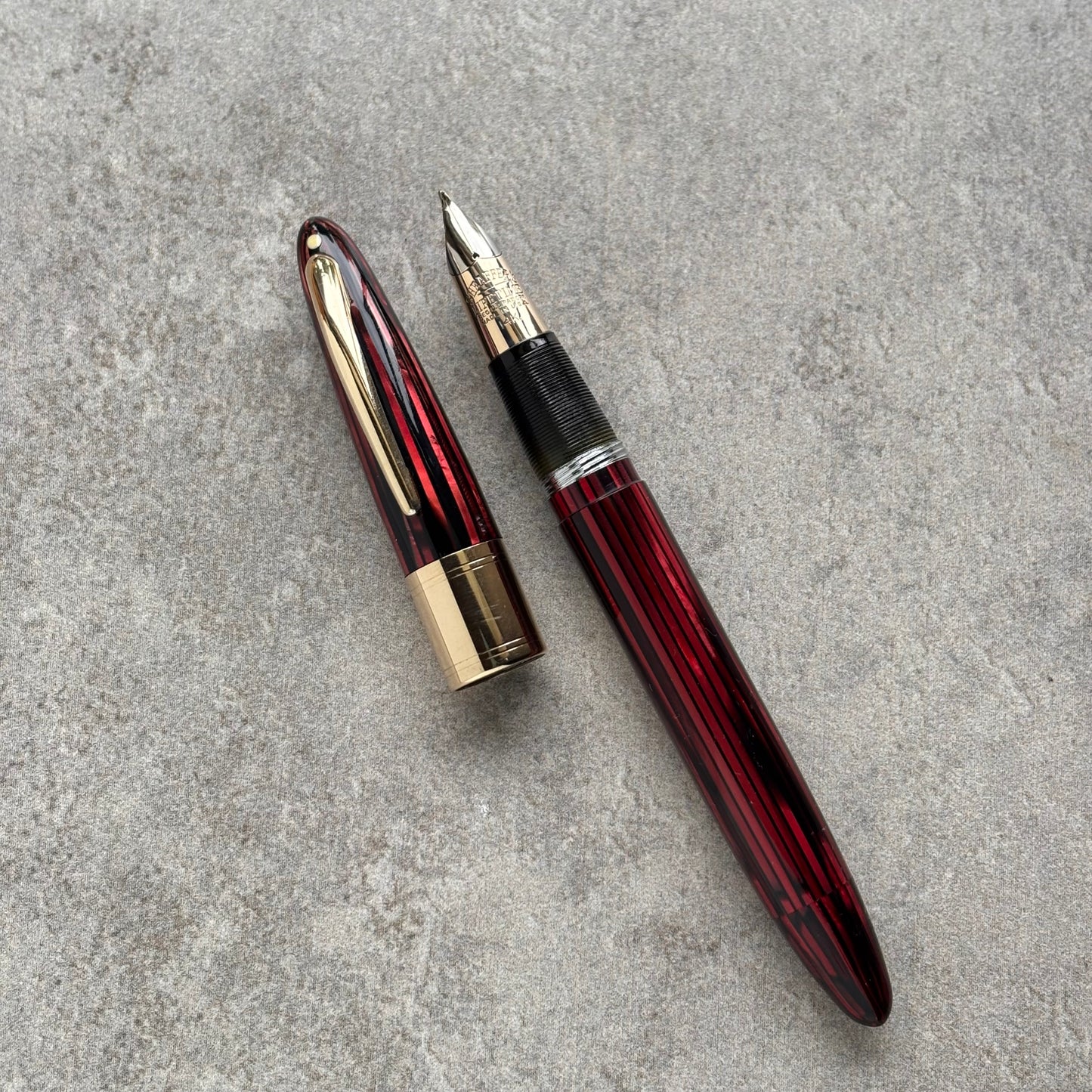Sheaffer Triumph Lifetime, Carmine Red
