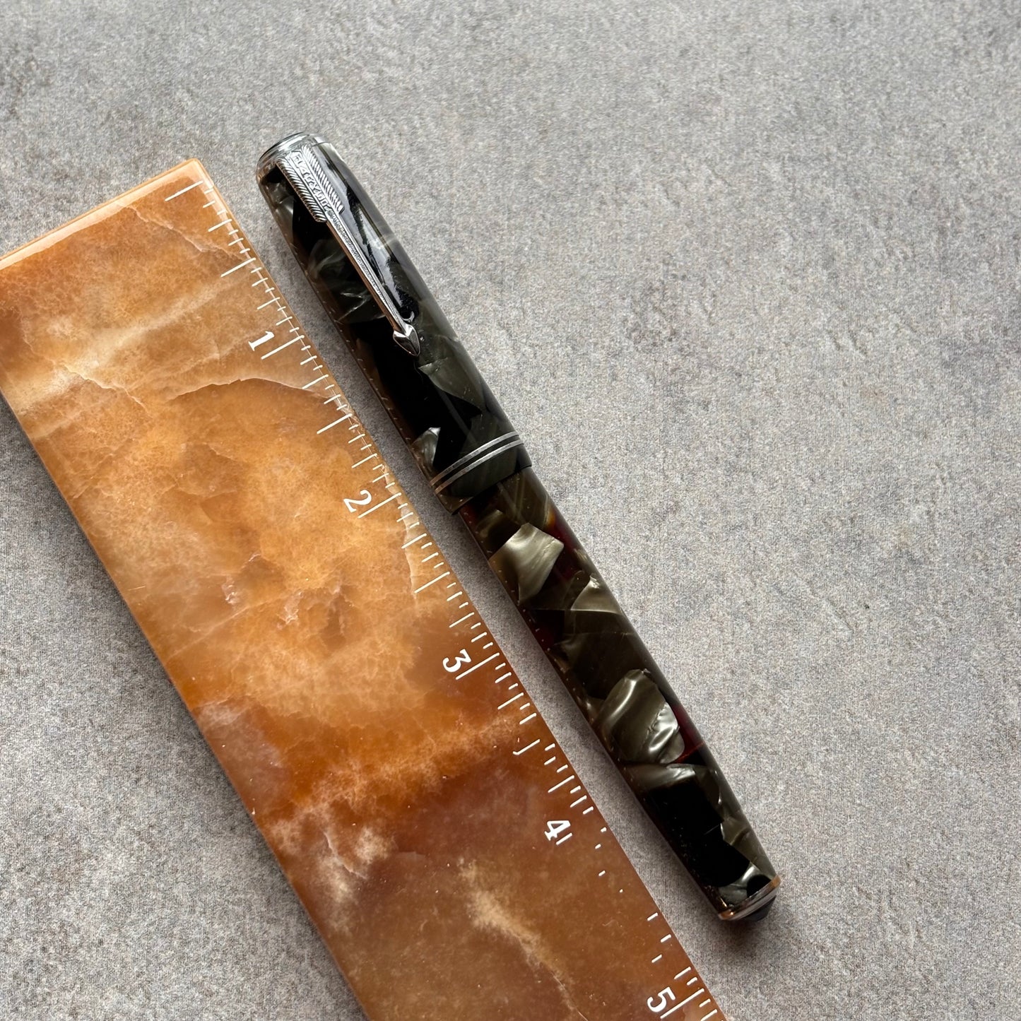 Parker Vacumatic Junior; Grey Pearl
