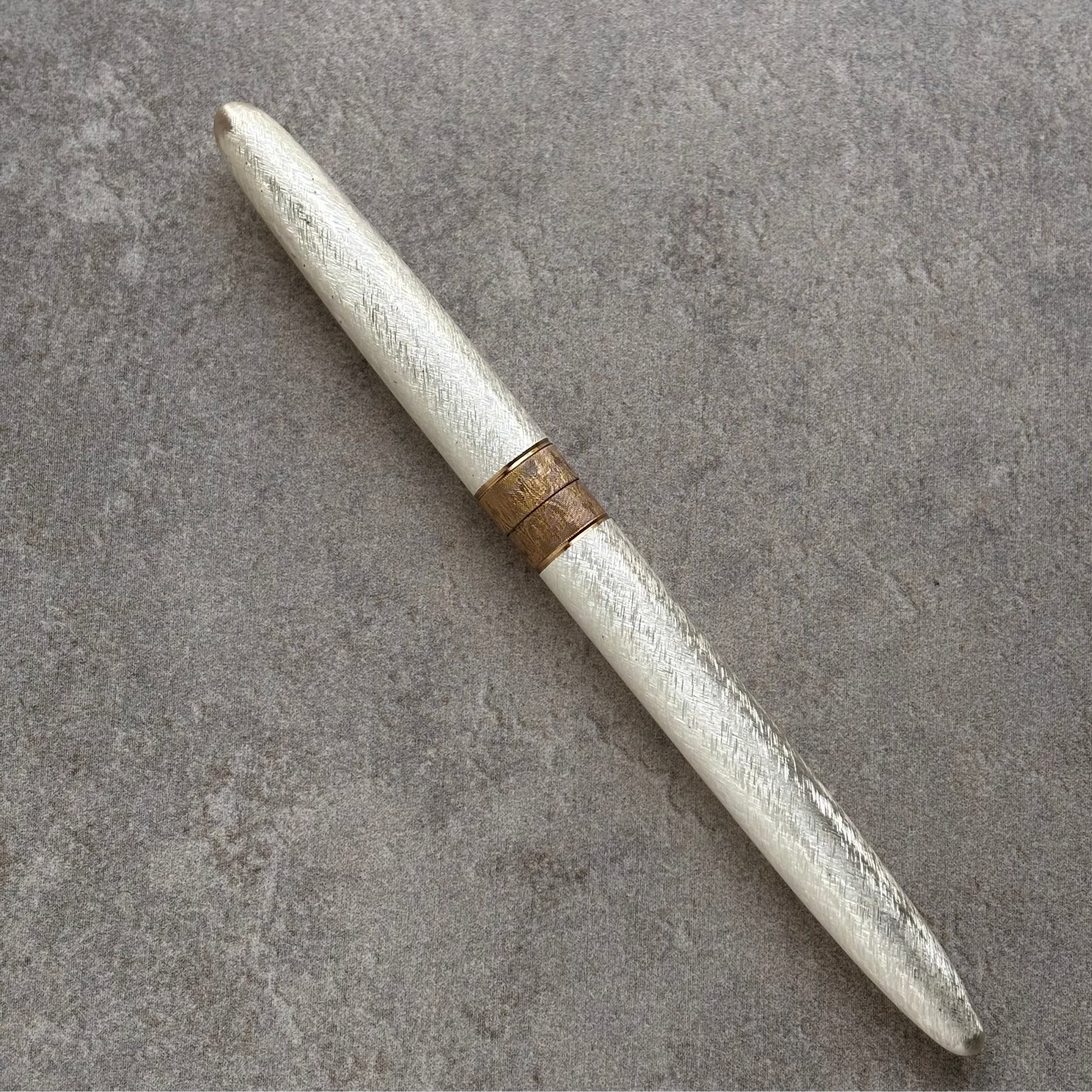 Lady Sheaffer Skripsert XX, Satin Silver with Gold Colored Bands