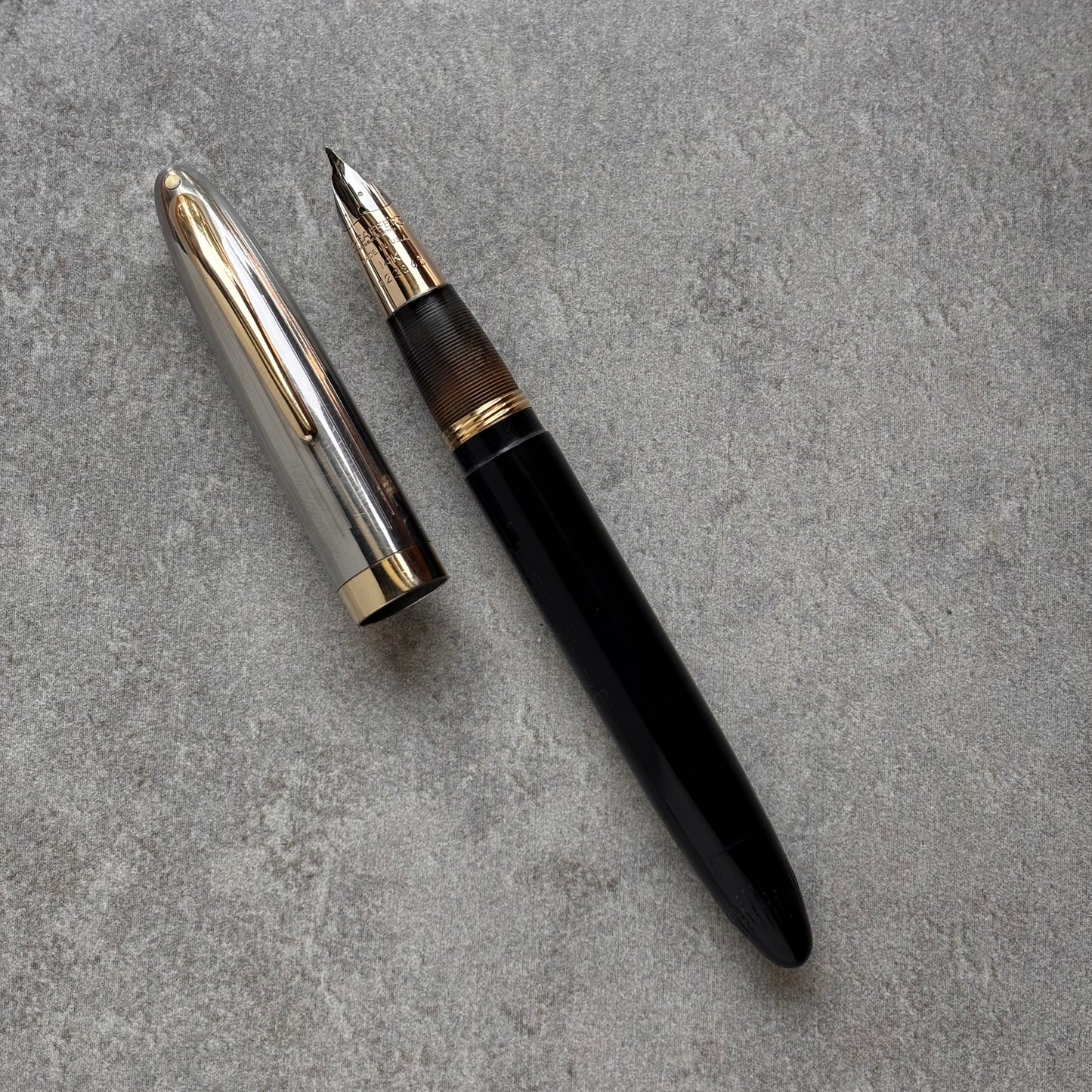Sheaffer Sentinel Deluxe, Black with Two-tone Cap