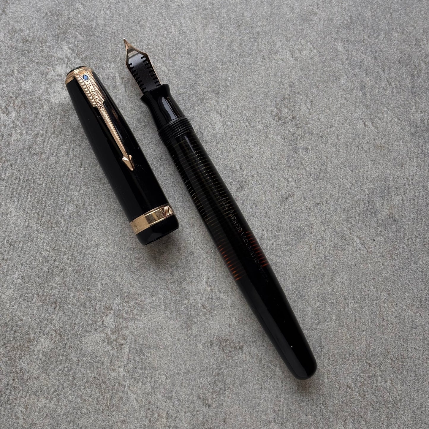 Parker Vacuumatic, Fine 14K Parker Nib, Black