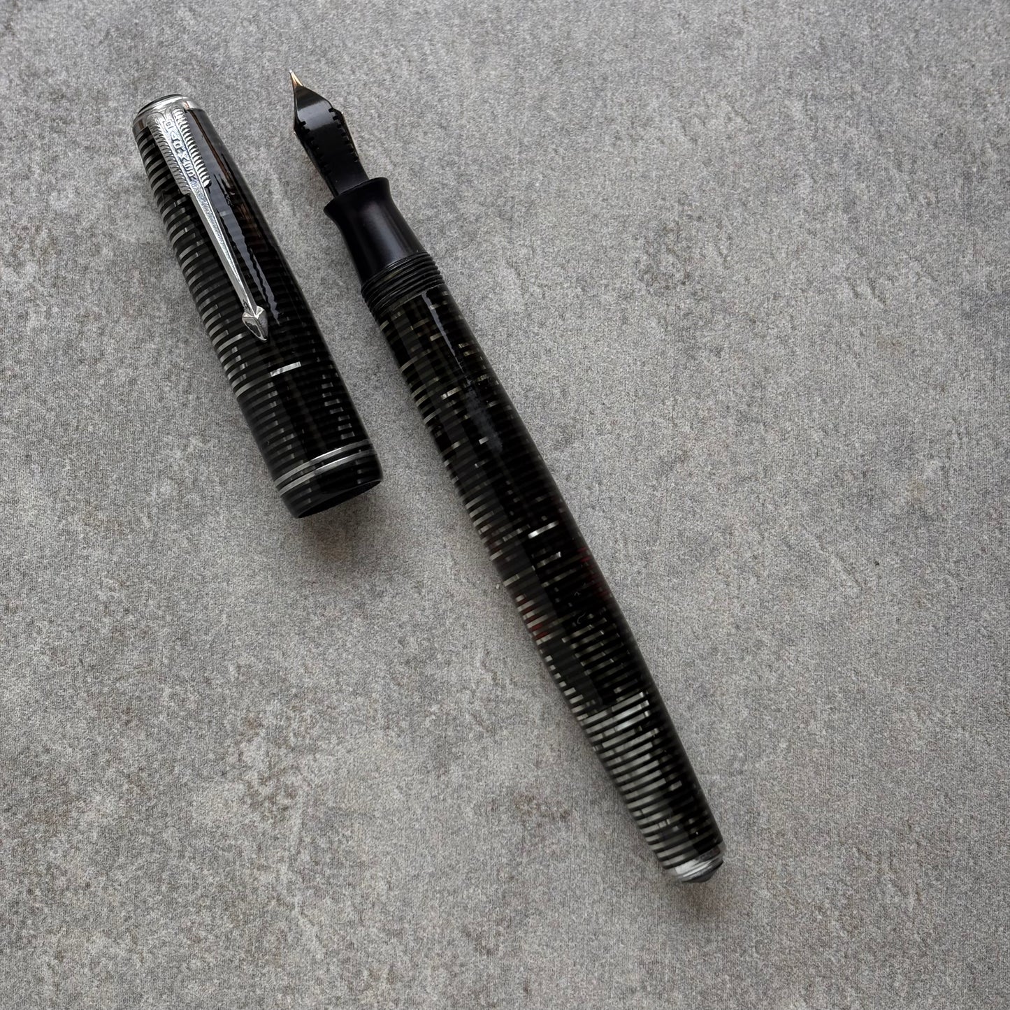 Parker Vacumatic, Silver Pearl