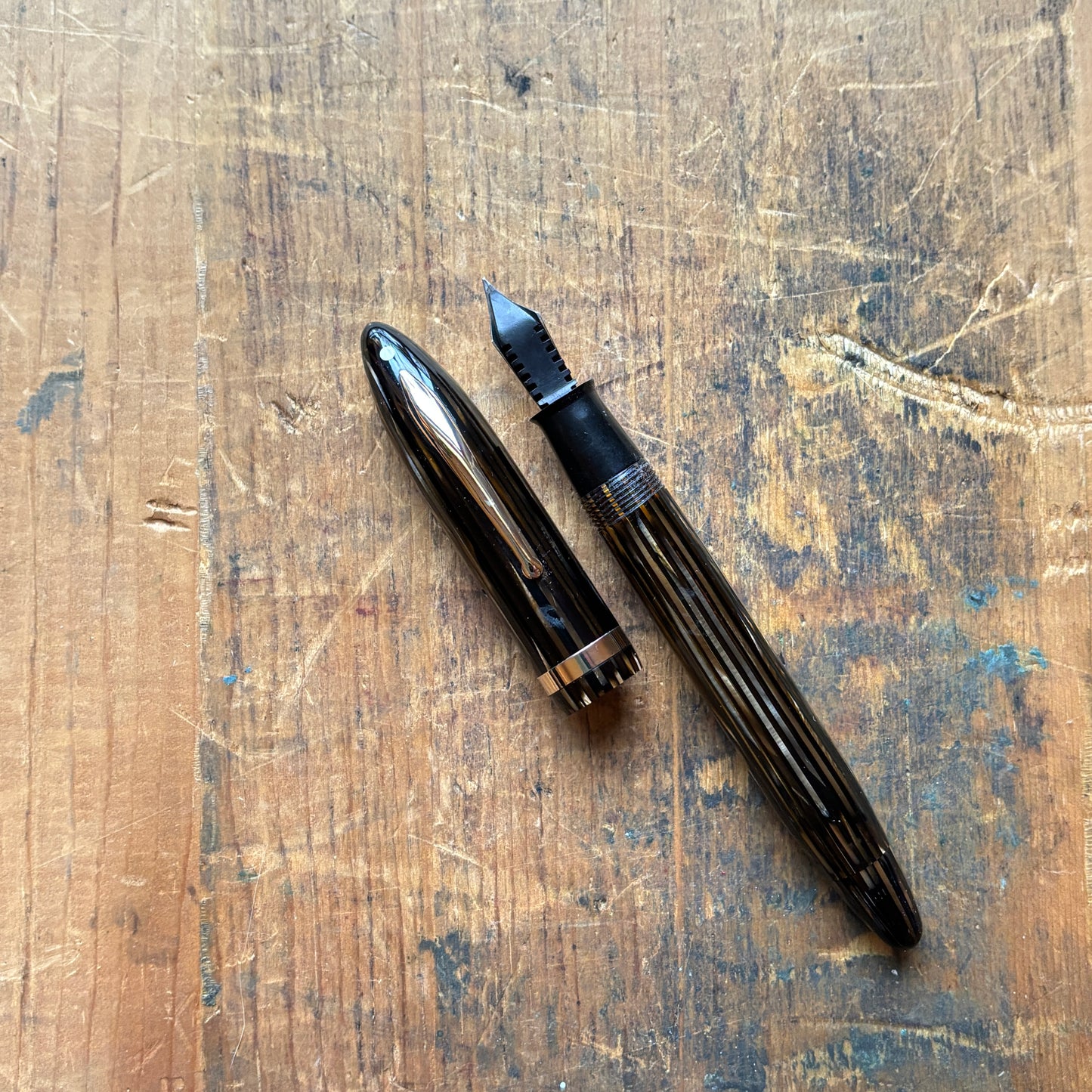 Sheaffer Balance Oversized Vintage Fountain Pen, Golden Brown