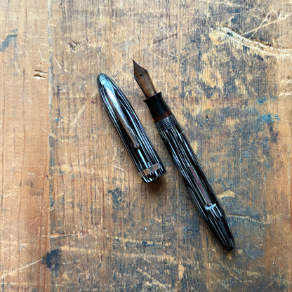 Sheaffer Balance Oversized Vintage Fountain Pen; Lever filler