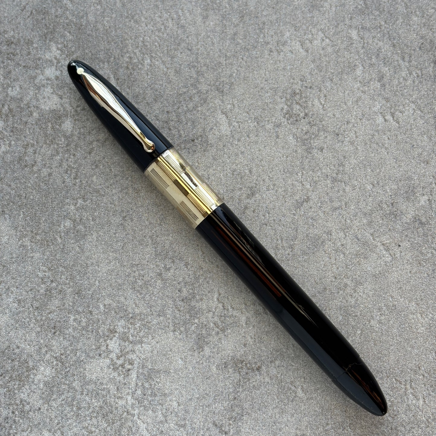 Sheaffer Triumph Vacuum-fil, Black, Extra-wide cap Band
