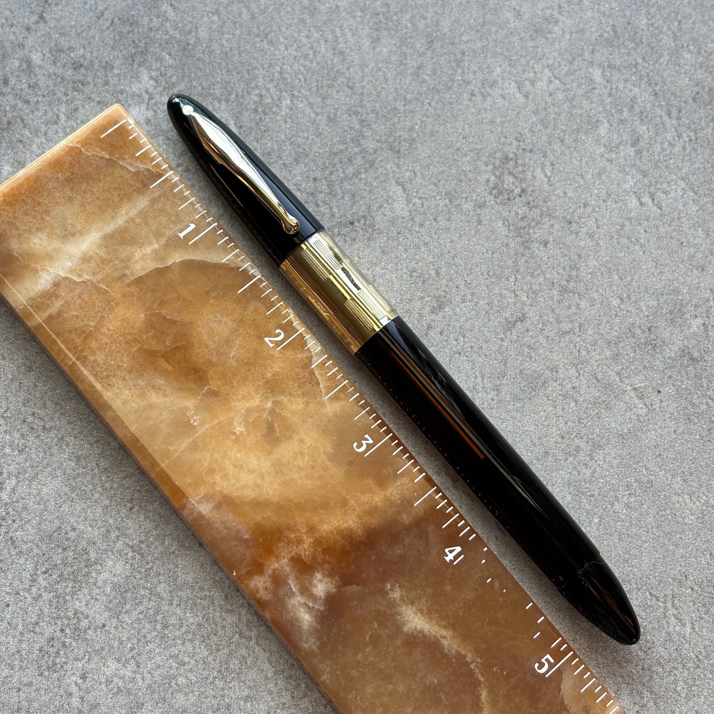 Sheaffer Triumph Vacuum-fil, Black, Extra-wide cap Band