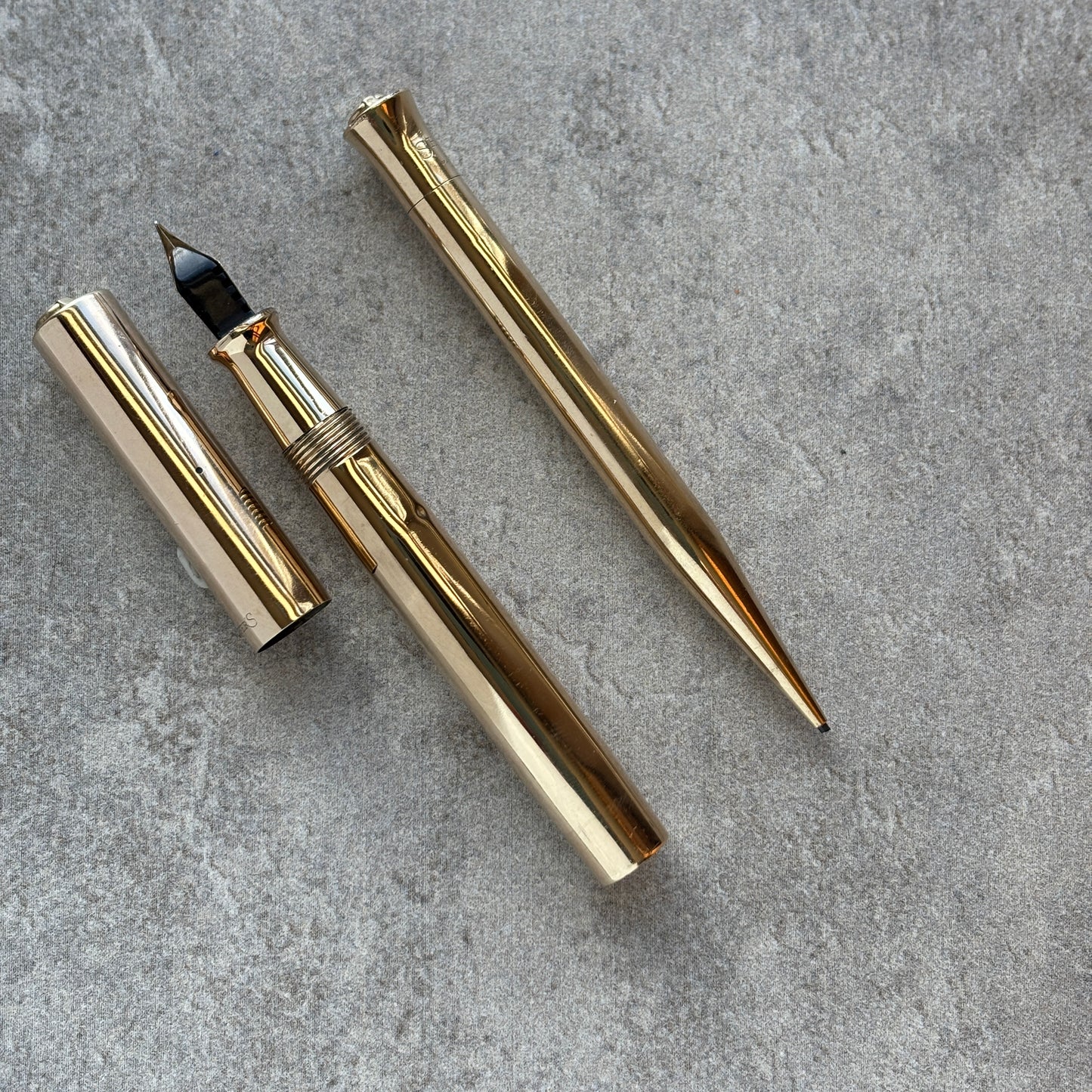 Sheaffer Flat Top, Ring Top Set, Smooth Gold-filled, Flexy nib