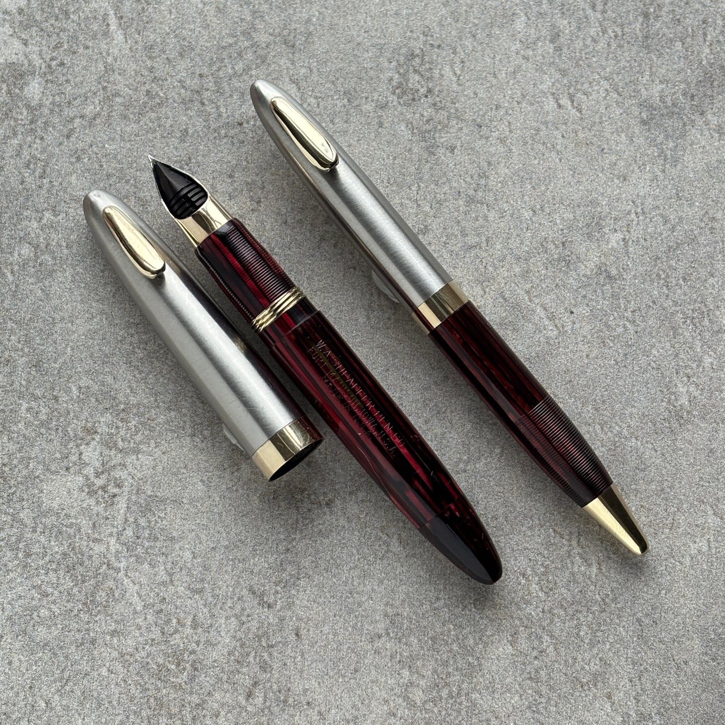 Sheaffer Tuckaway Sentinel Pen/Pencil Set, Carmine Red