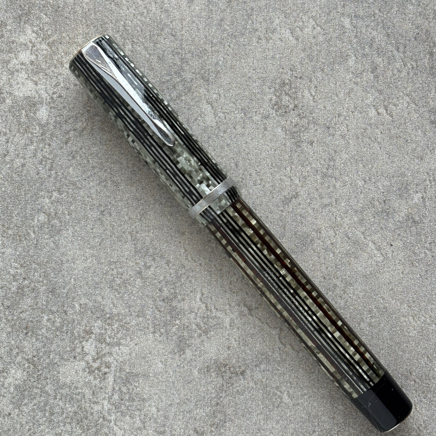 Oversize Sheaffer Sub-Brand Clipper, Gray Pearl