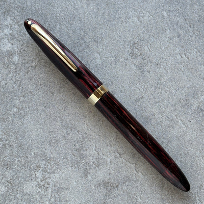 Sheaffer Triumph Sovereign Vac-fil, Carmine Red