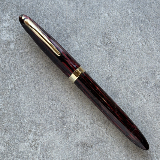 Sheaffer Triumph Sovereign Vac-fil, Carmine Red