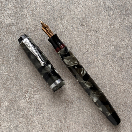 Parker Challenger Fountain Pen, Gray Pearl