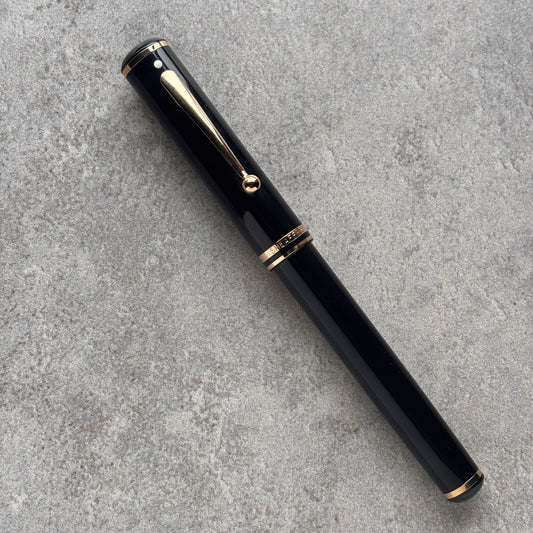 Sheaffer Connaisseur Fountain Pen, C/C Filler